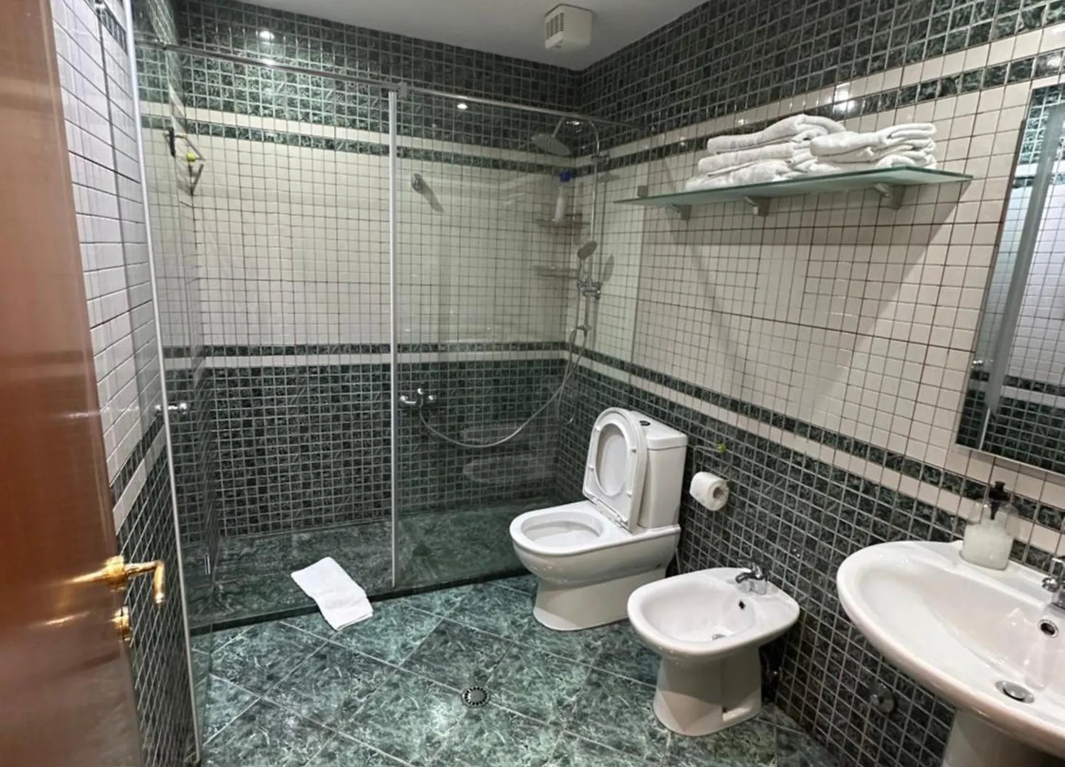 بيت ضيافة Rooms Dionis تيرانا