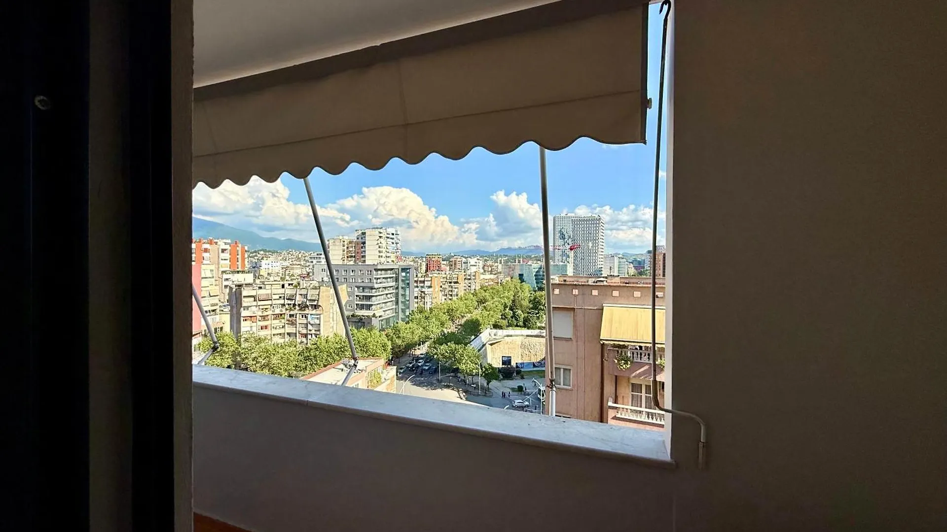 Rooms Dionis Tirana
