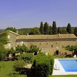 maison-dhotes-lou-geneste.fr-provencehotel.com/