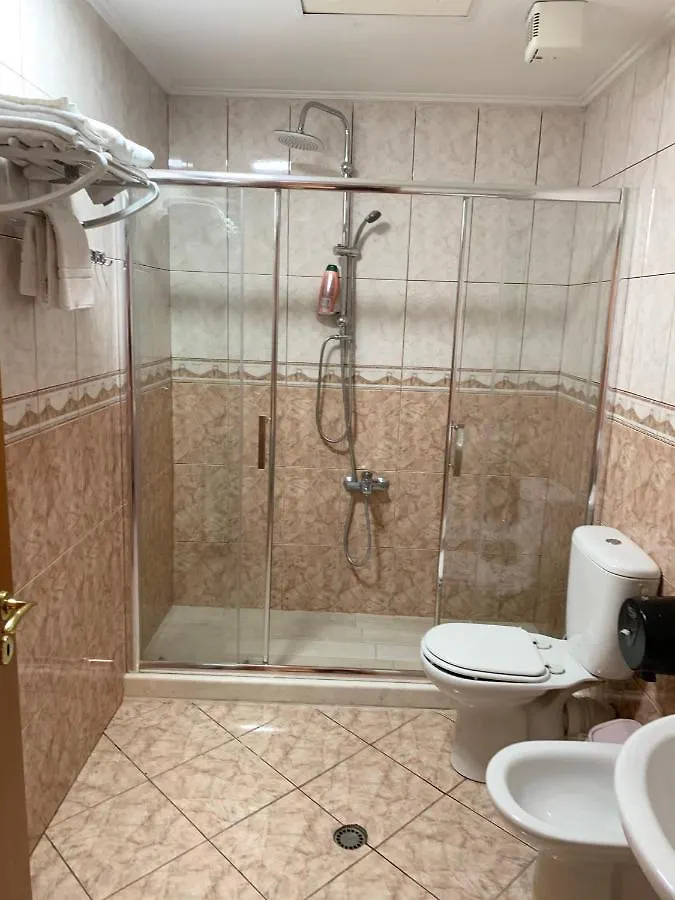 Rooms Dionis Tirana Vendégház