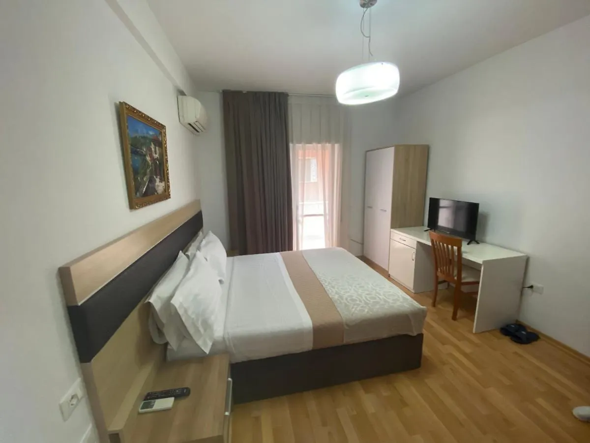 Vendégház Rooms Dionis Tirana