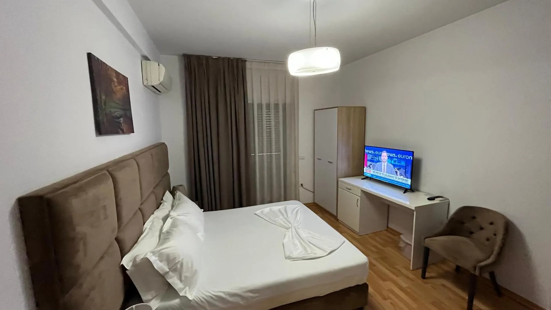Rooms Dionis Tirana Vendégház